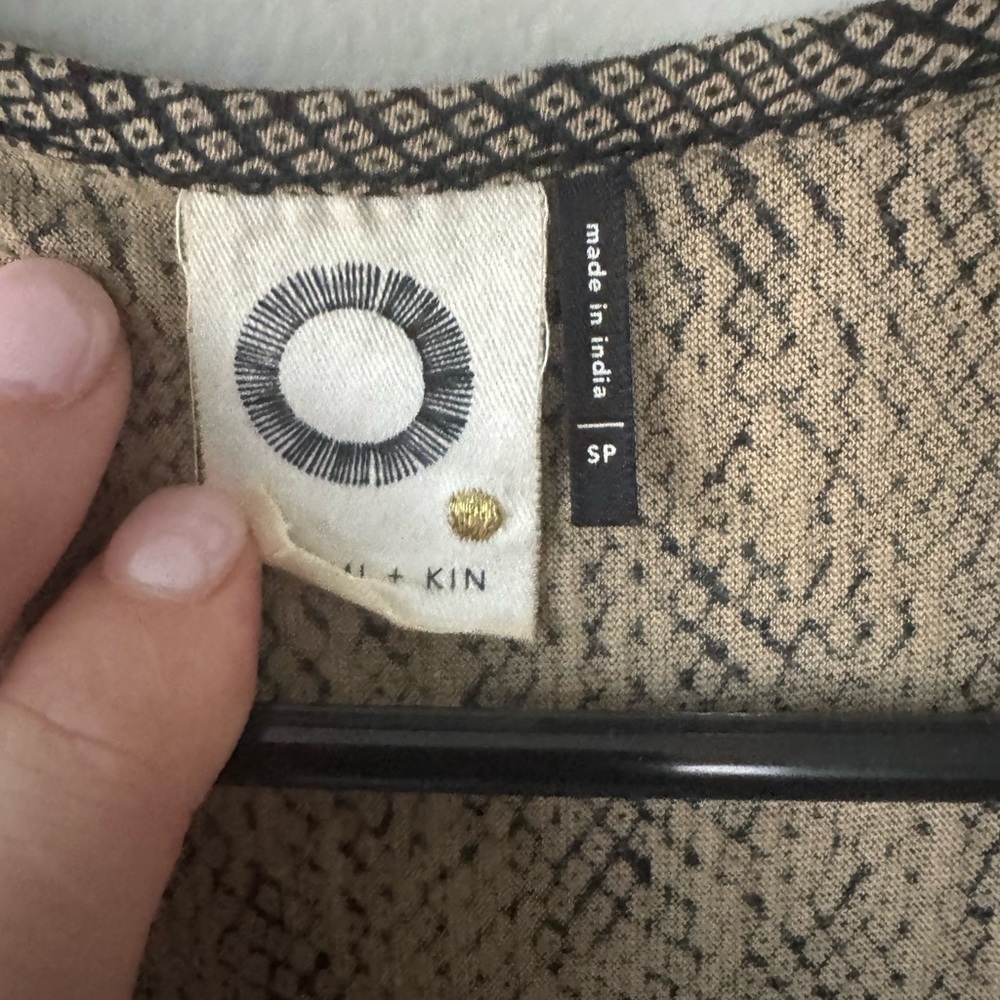 Anthropologie peasant Embellished Gray and Brown Peplum Tank Top - Picture 3 of 5